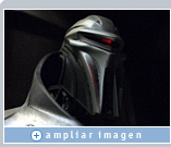 Zoic utilizó los gráficos Quadro FX para introducir en Battlestar Galactica personajes digitales, como este temible Cylon, dentro de escenas con actores reales.